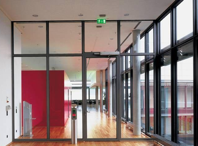 什么是防火玻璃幕墻？